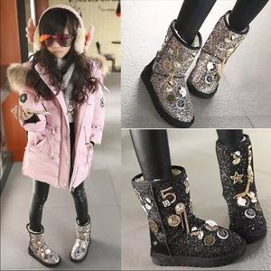 Children snow boots mid top metal buckles